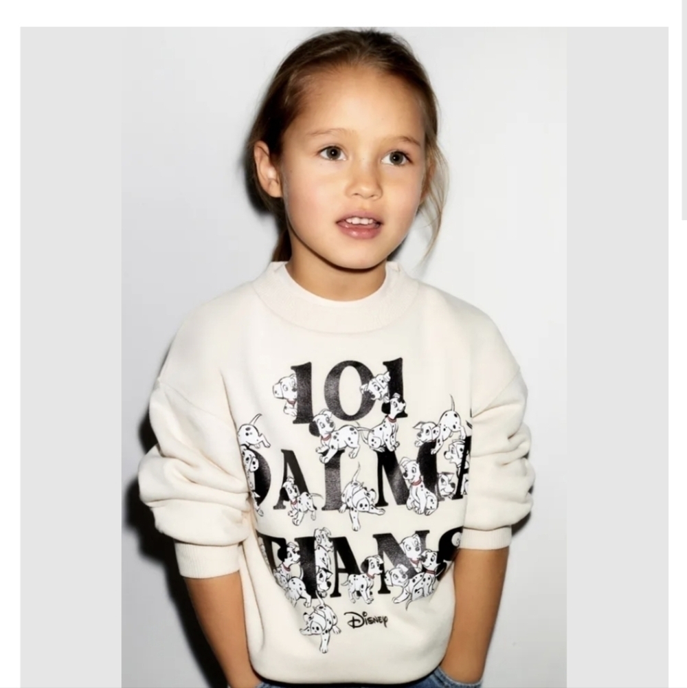 Zara Kids 101 Dalmatians Cream Crewneck Sweatshirt Size 12 13